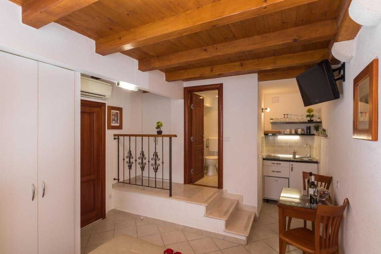 Apartment Ivana *